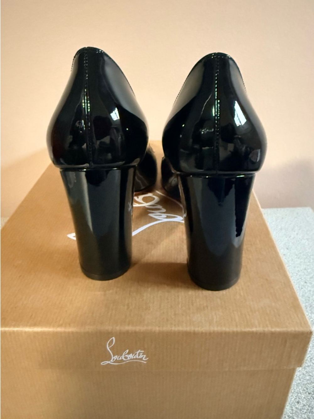Christian Louboutin Lady Gena 85 Black Patent Pumps Size 35 (US 5) Worn Once - Picture 4 of 6